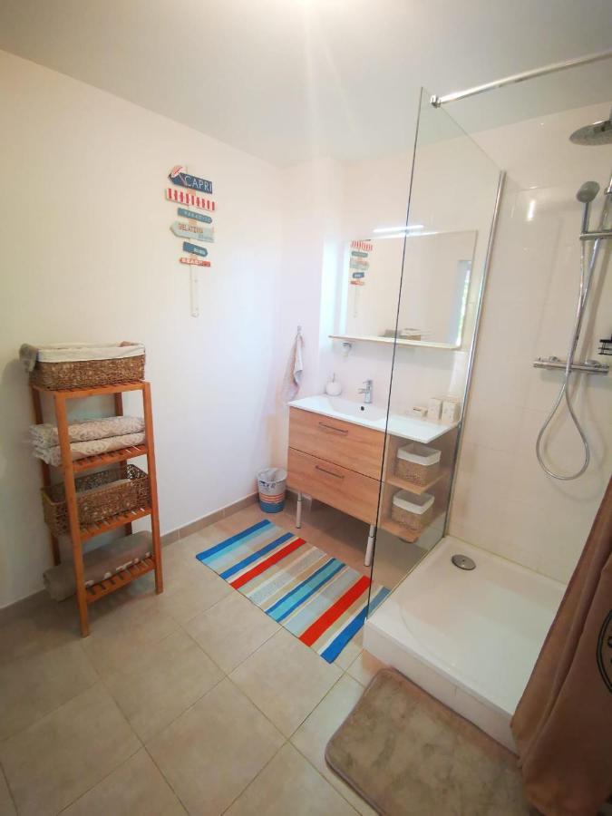 Gites Avec Grande Piscine Et Sa Terrasse Privative Bernis 외부 사진