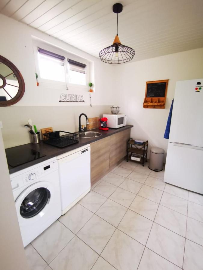 Gites Avec Grande Piscine Et Sa Terrasse Privative Bernis 외부 사진